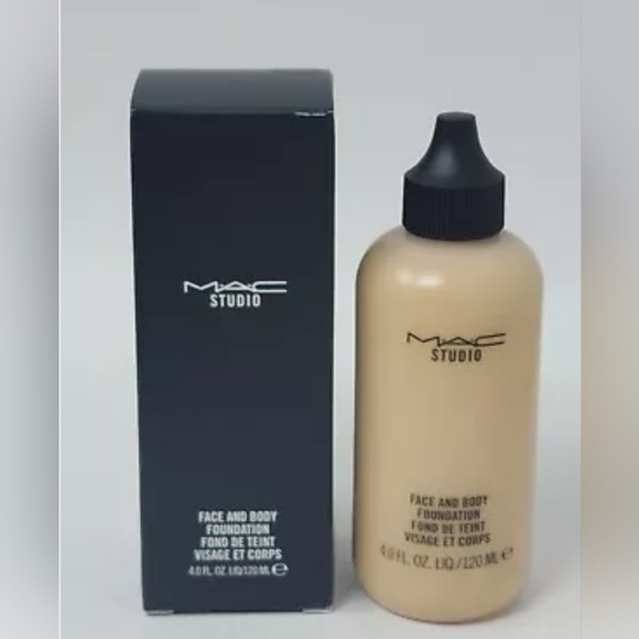 New!!! MAC Studio Face & Body Foundation C2 Jumbo Size 120 ml / 4.0 oz - Picture 2 of 4